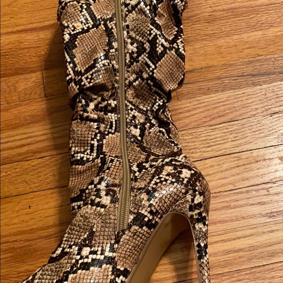 Fashion Nova above knee boots size 6.5. New. - Picture 6 of 6